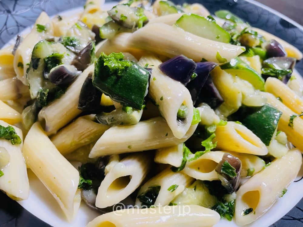 グリル野菜の冷製パスタ
Pasta fredda con verdure grigliate
