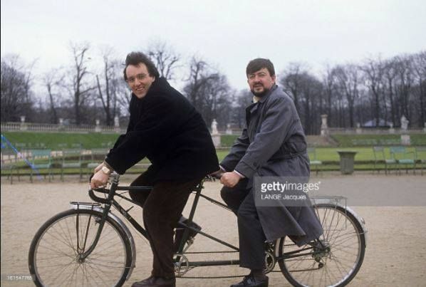 Melenchon et julien Dray en tandem devant le Sénat