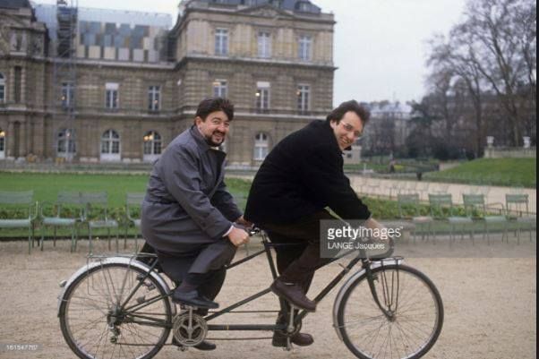 Melenchon et julien Dray en tandem devant le Sénat