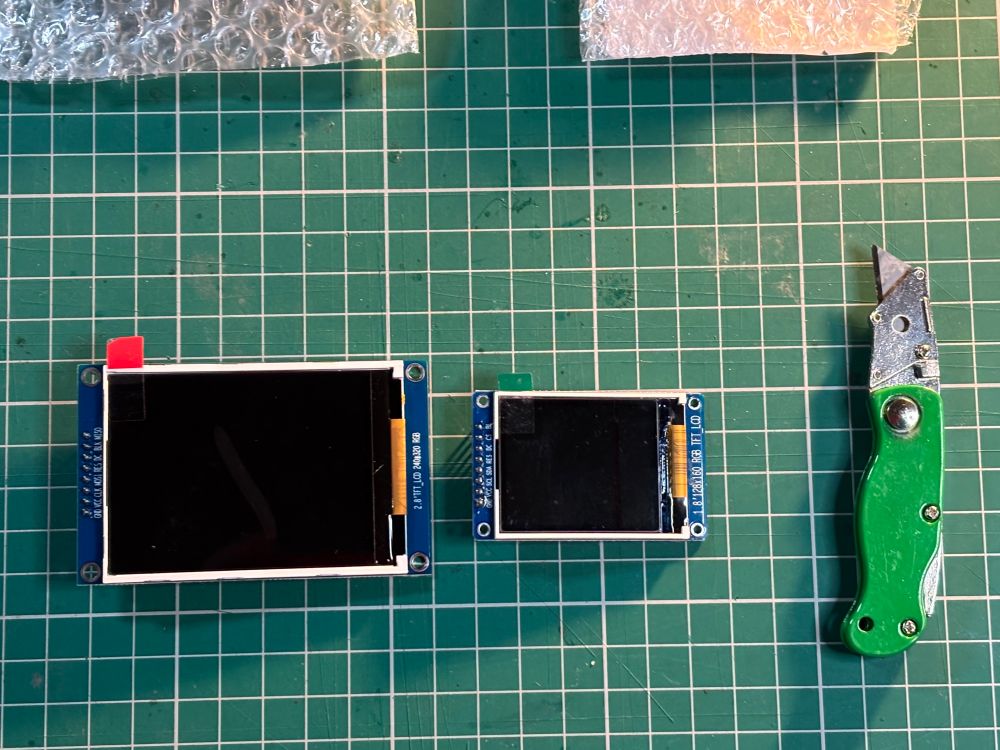 2.8 inch and 1.8 inch colour TFT screens.