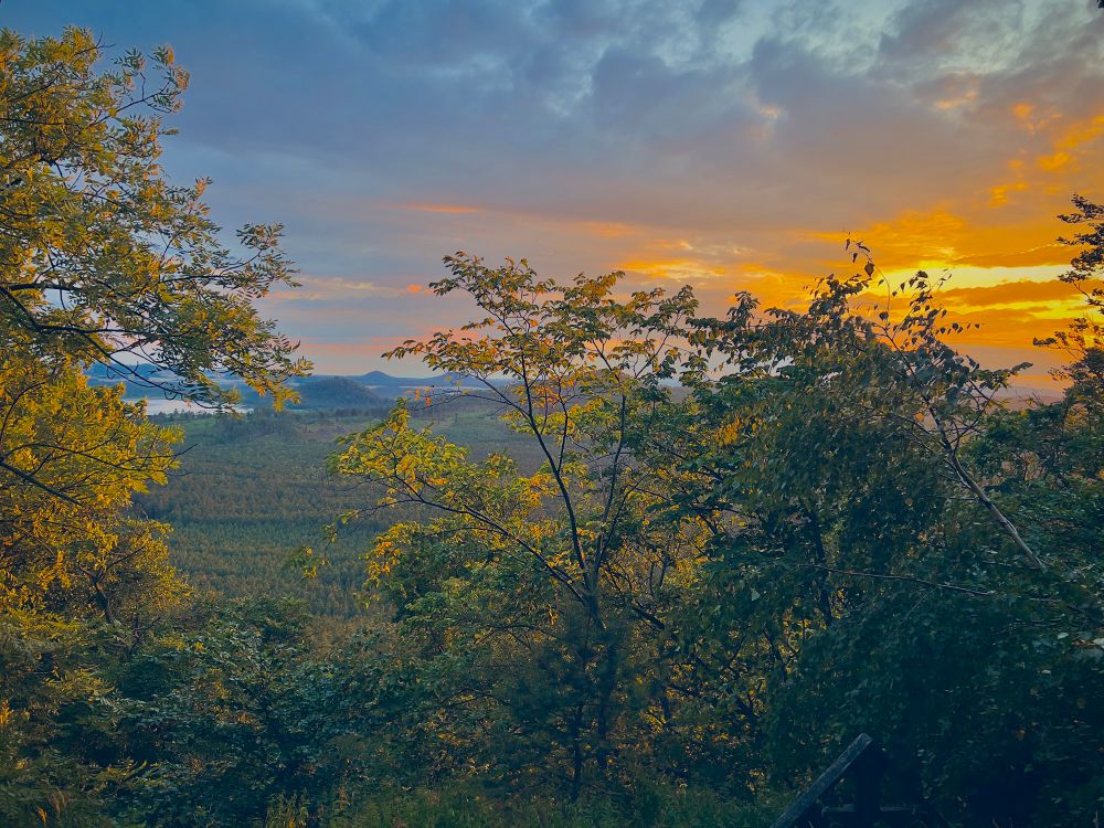 Západ slunce na Malé Bukové (431 m.n.m.)