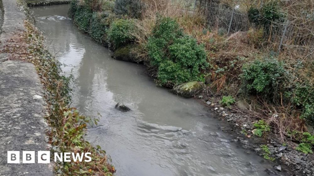 Sewage dumped in River Eea for three weeks running