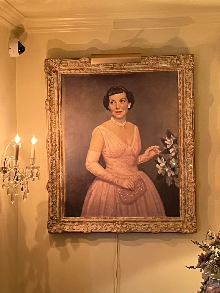 Mamie Dodd Eisenhower. Famous Iowan!

#Iowa