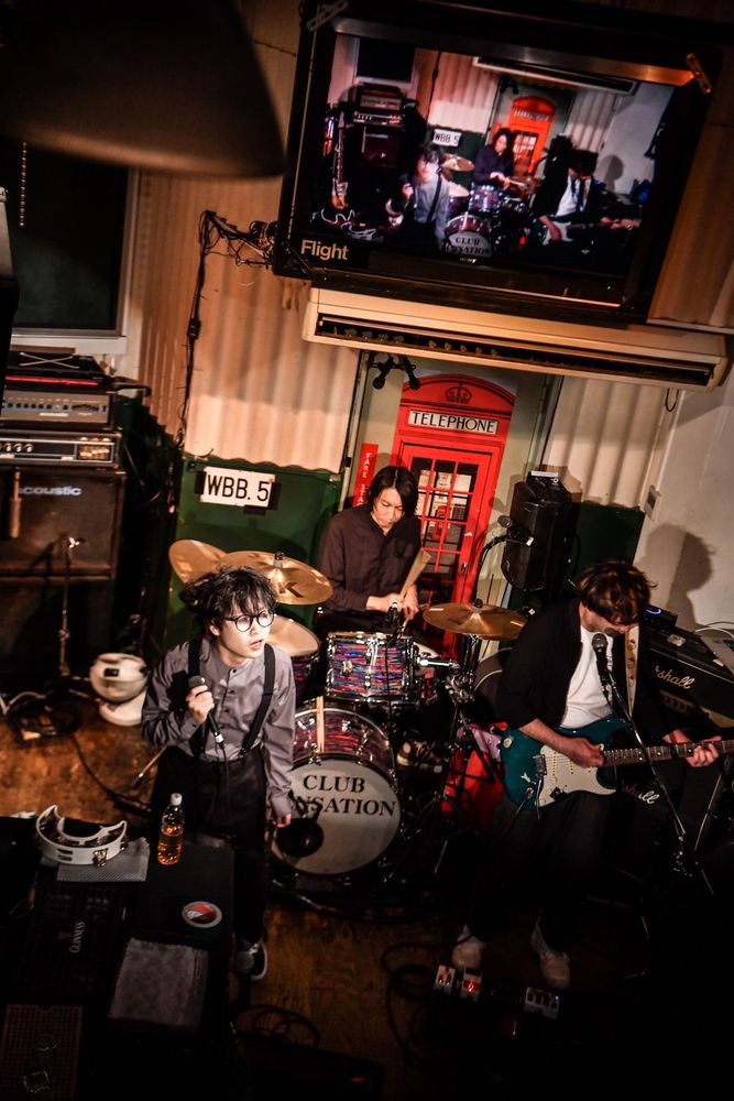 2025.7.18 MicroLlamaのライブ写真。

photo by Naoko Inoue