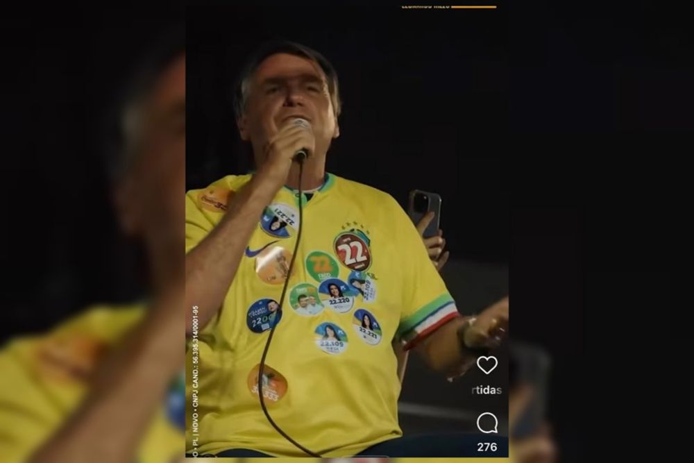 Bolsonaro chama Caiado de covarde durante comício em Goiânia