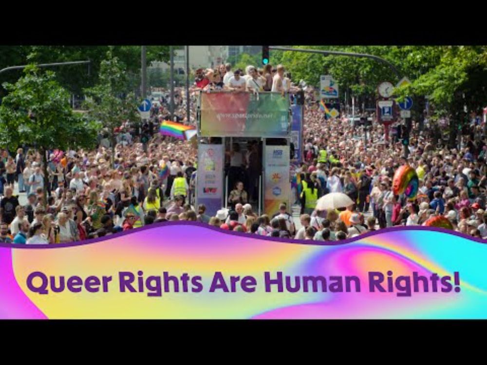 FC St. Pauli Truck auf dem CSD 2025