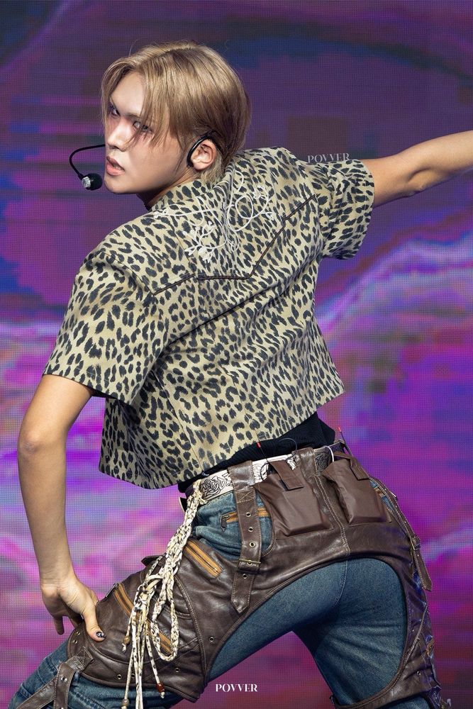 Hyun on stage performing 1&Only. He’s popping the booty out for his twerking choreo. 