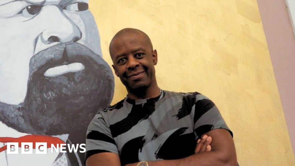 Adrian Lester supports 'next generation' as new theatre opens