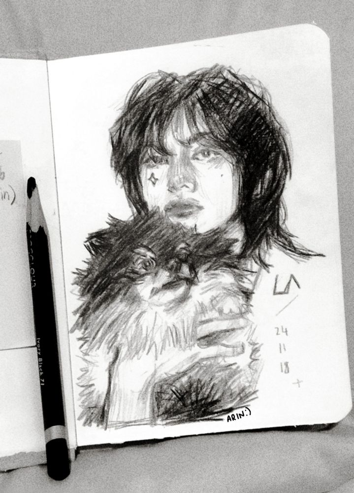 taetan sketch i did last night :3 tan is so cuuute