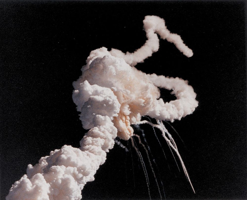 Photograph of the smoke from the explosion of Space Shuttle Challenger.