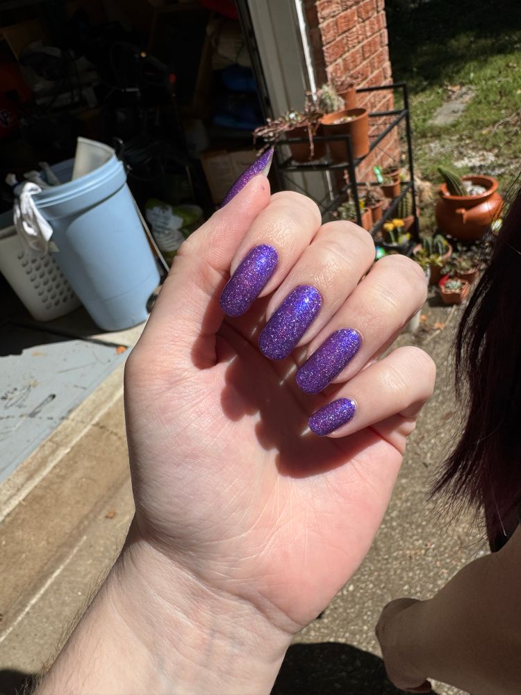 purple sparkly nails