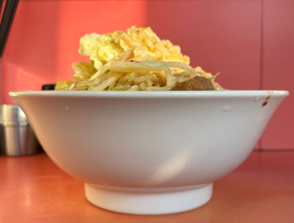 麺少なめ（ラーメン二郎仙川店）ヤサイマシアブラマシカラメ¥700
青空ごはん部、外食飯、青空ラーメン部