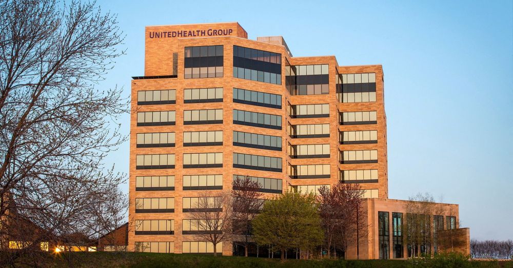 U.S. Senators Ron Wyden and Elizabeth Warren are launching an investigation into UnitedHealth Group related to allegations that the company secretly paid nursing homes thousands in bonuses to cut hospital transfers of sick residents.