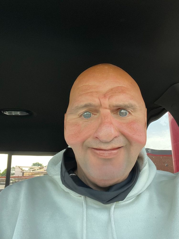 Pic of Fetterman where he looks like a neanderthal 