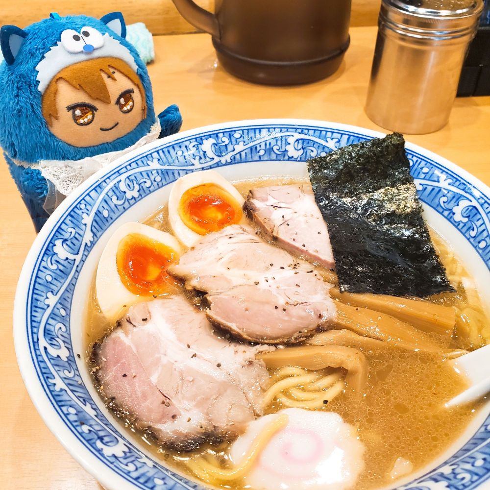 ラーメンと、モンつな