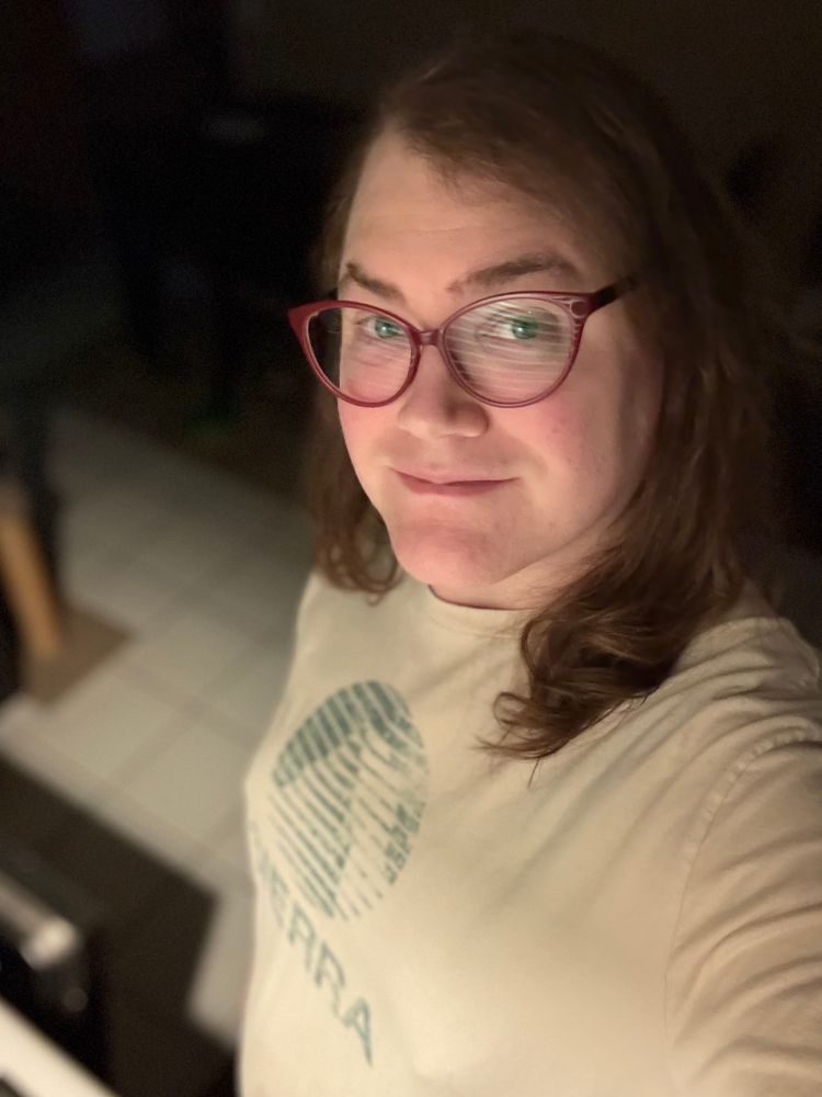 Lexi in her Sierra tee that she received for her 40th birthday. 