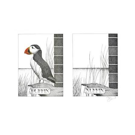 Deux images presque identiques, sauf qu'à gauche il y a un macareux moine (Puffin en anglais) et à droite il n'est pas là. Le titre est un jeu de mots en anglais (Puffin / Nuffin, soit "macareux/ que dalle").