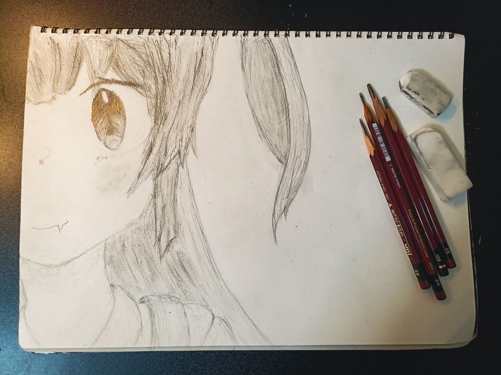 『名取さな』のファンアート。鉛筆で少し粗めの筆致でデッサン調に描かれている。