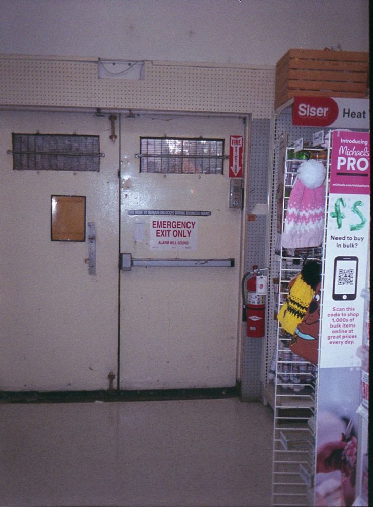 Emergency exit of the Michaels in Juanita