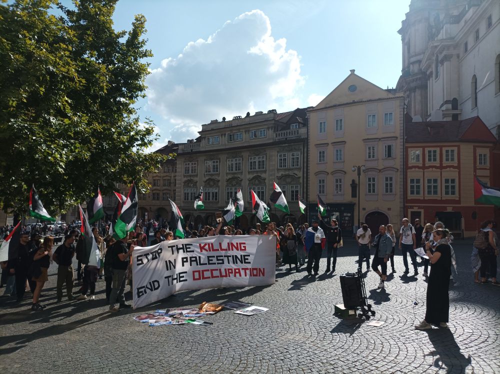 March against genocide and for Palestinian statehood. Start of march at Malostranské Square.