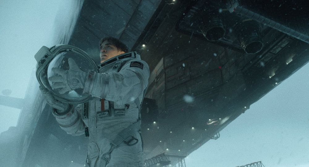 Robert Pattinson in MICKEY 17