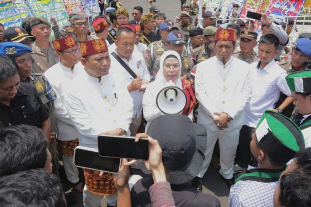 Bupati Serang Ratu Tatu Chasanah Jawab Aspirasi Mahasiswa