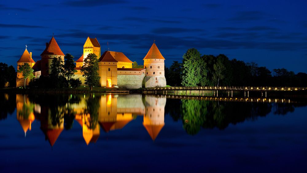 An island fortress - © JuliusKielaitis / Adobe Stock