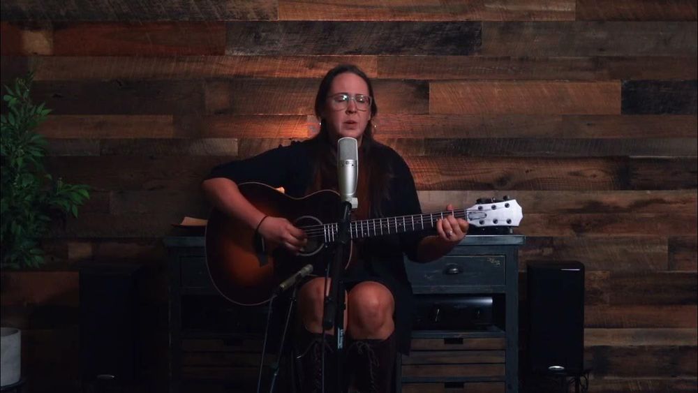 Bluebird Cafe Golden Pick Contest Winner: Midwestern MRS