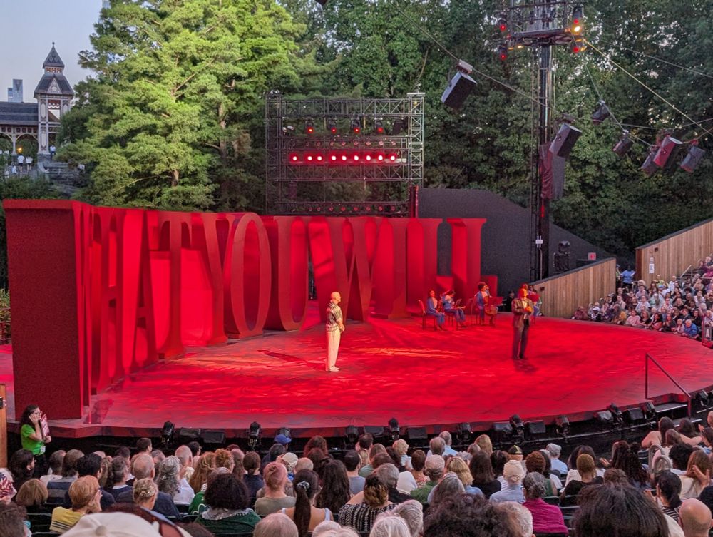 Brad Lander welcomes New York back to Shakespeare in the Park 