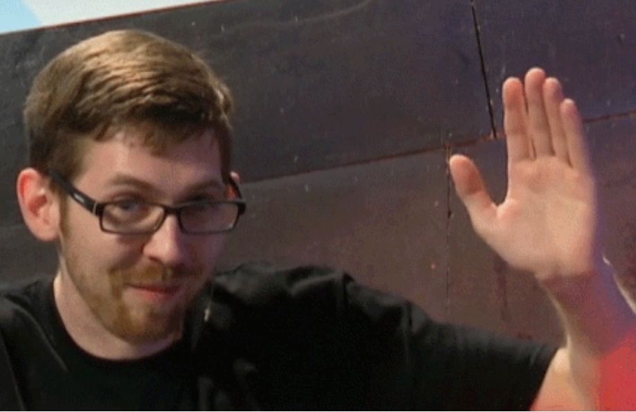 Jan winkt.
(c) BEANS Entertainmemt GmbH