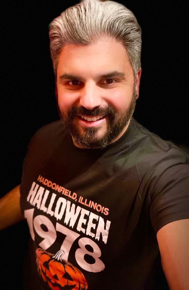 Halloween 1978 shirt selfie