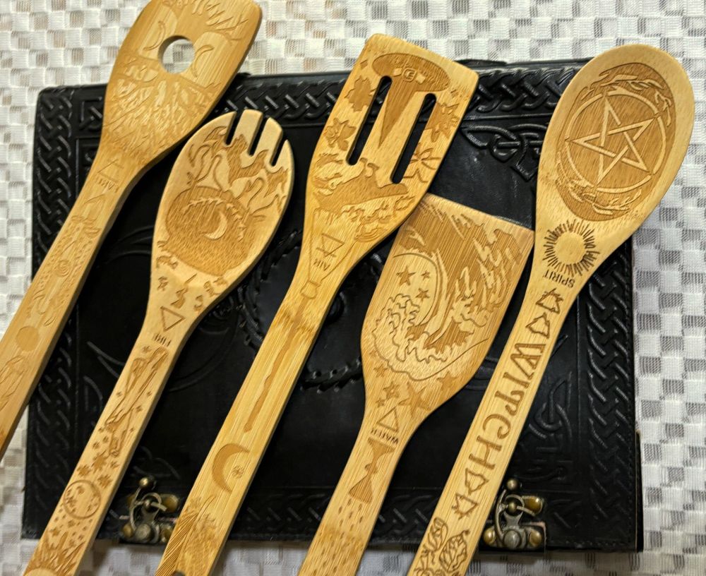 5 piece wooden spoon/spatula set with witchy themes and elements burned into each piece.