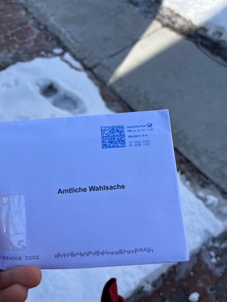 Picture of a letter containing the ballot. 