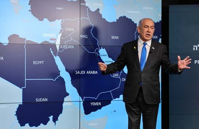 Comme toujours avec Israël ... la terre promise est toujours chez les autres !!
