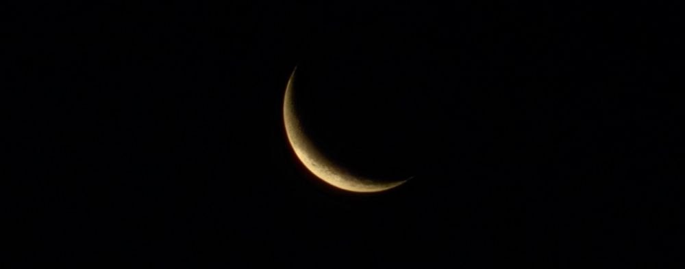This morning's Waning Crest Moon.