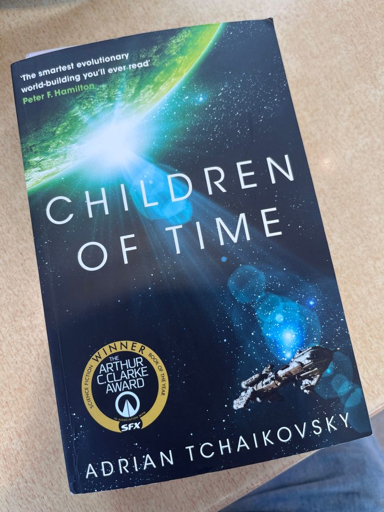 Children of Time by Adrian Tchaikovsky 
