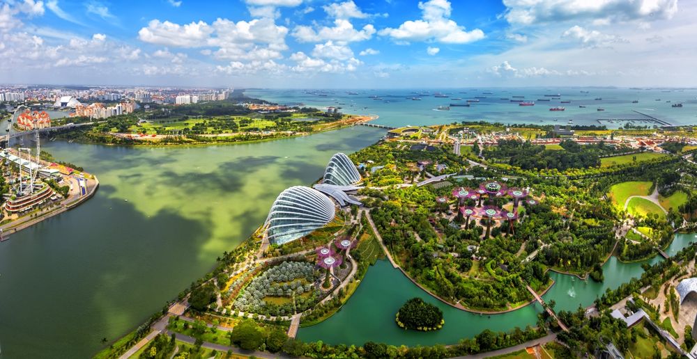 Areial photo of Singapore showcasing blend of modern landscape and green space