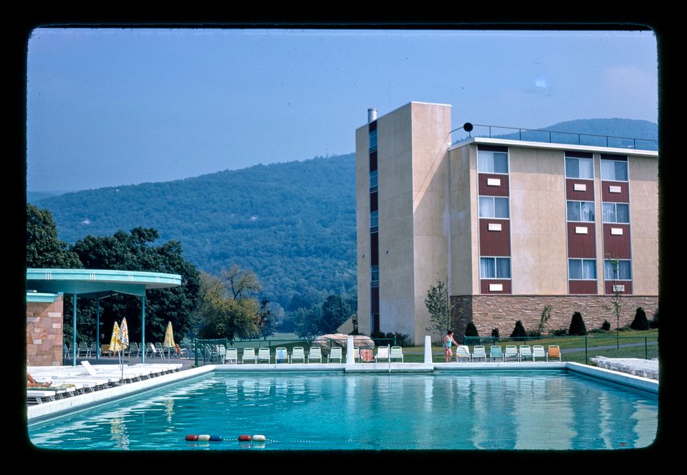fallsview pool, ellenville, new york, 1977