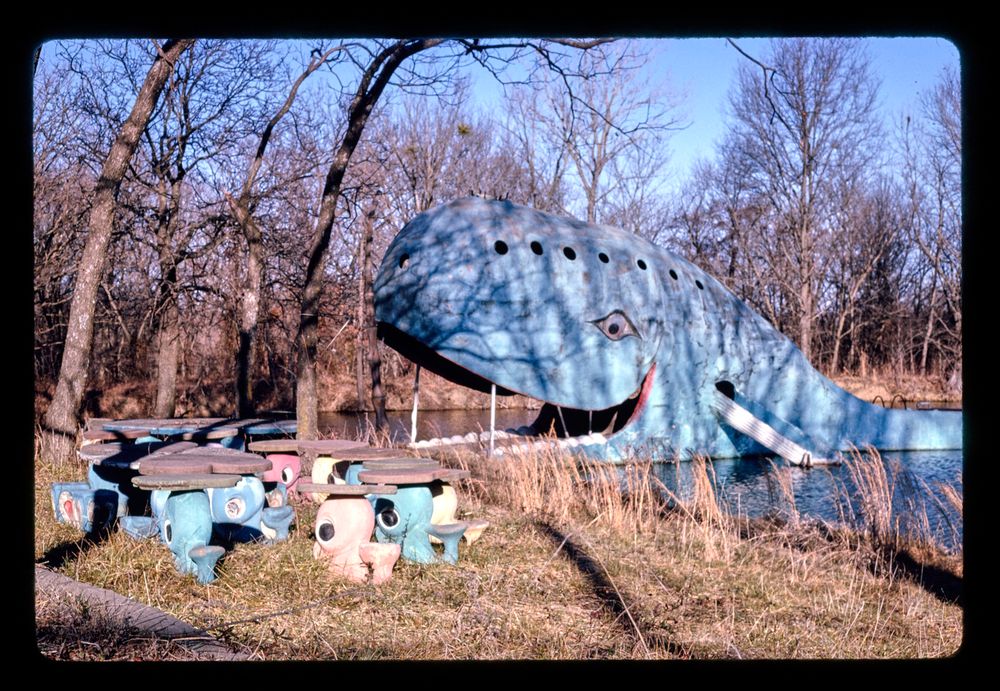 blue whale, route 66, catoosa, oklahoma, 1995