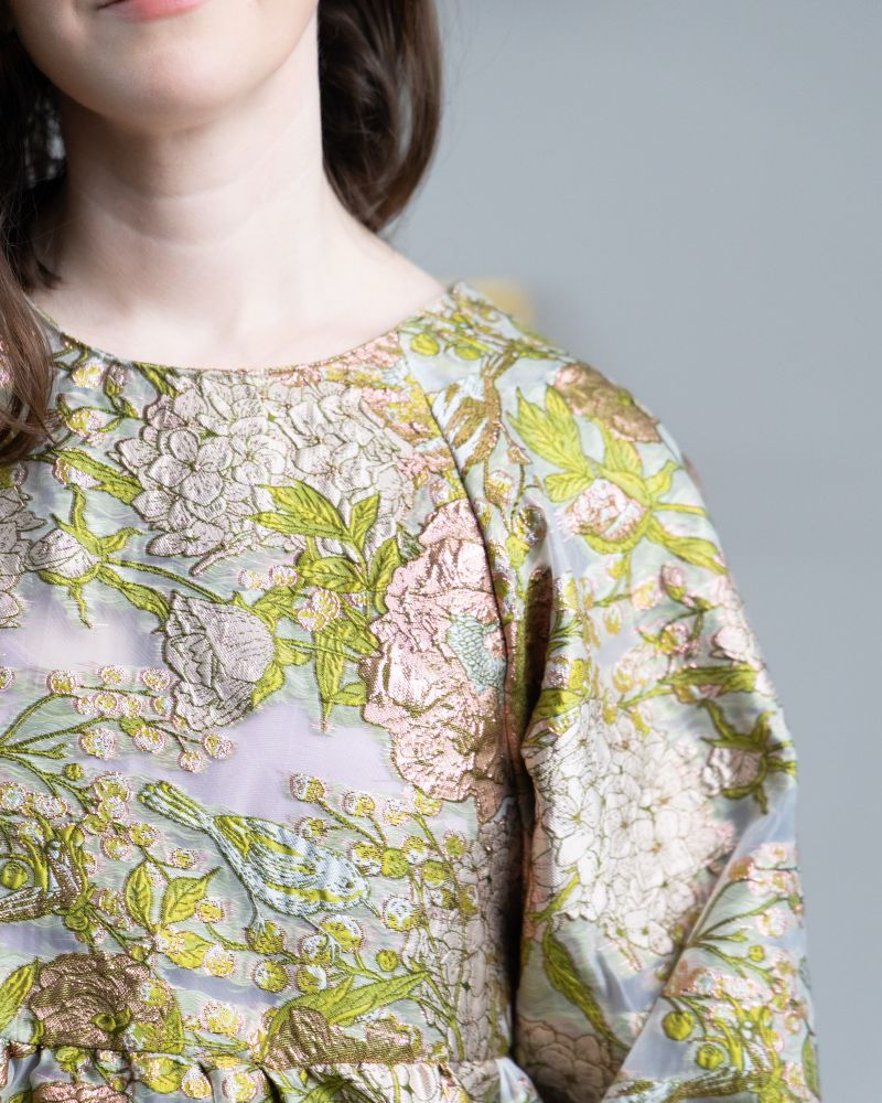 Close up bodice view