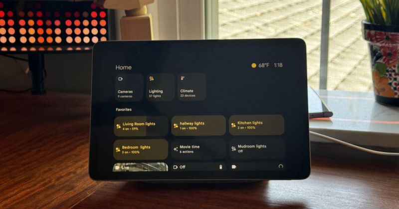 This screensaver turns your Pixel into a smart home control panel