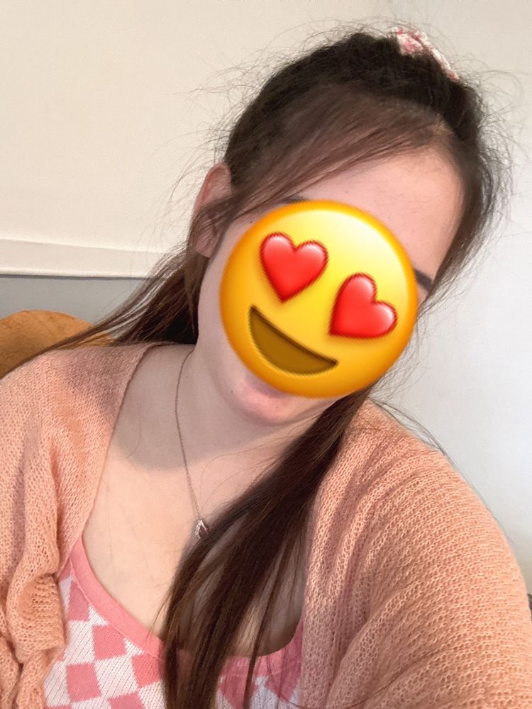 สาวอวบตัวเล็กผิวขาว