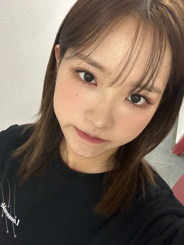 Hyeju of LOONA / Loossemble