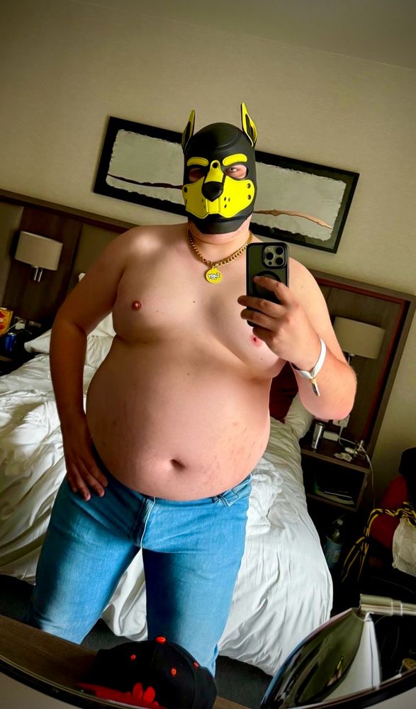 Rub my belly and call me daddy 