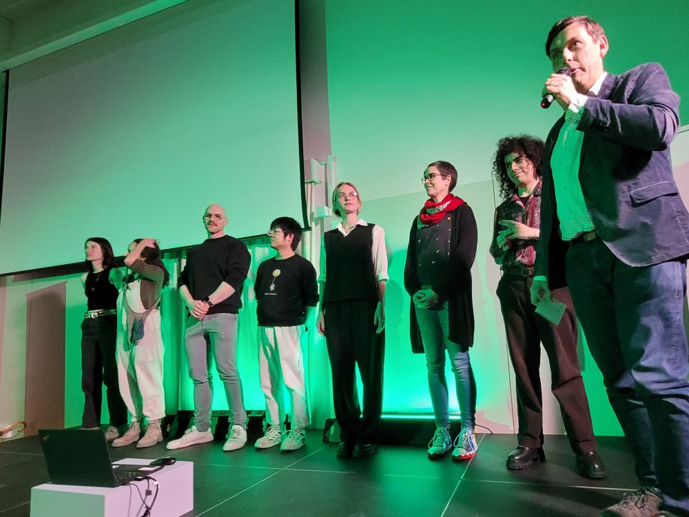 All Science Slamer at the stage 