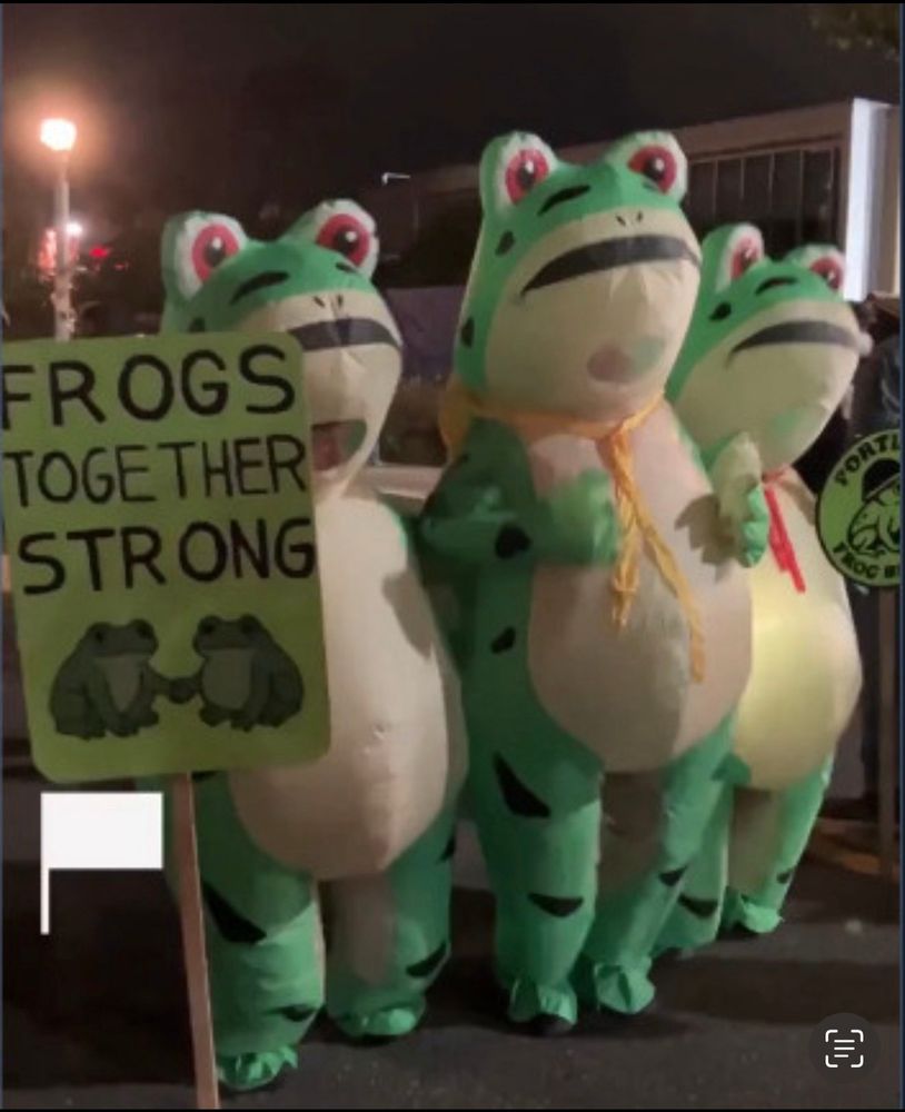 Frogs together strong