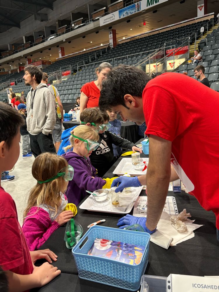 Kids doing science experiments