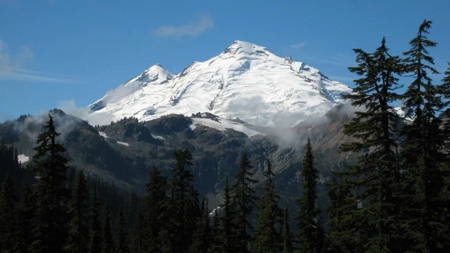 Mount baker as seen from the east 