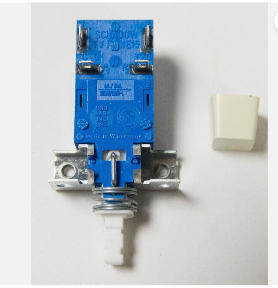 Closeup of the switch on eBay.