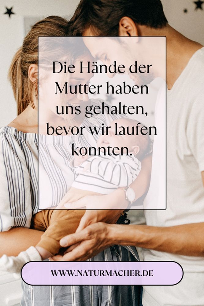 Die Hände unserer Mütter waren unser sicherer Halt, bevor wir die ersten Schritte ins Leben wagten. Ihre Unterstützung und Liebe begleiten uns immer. Lasst uns diesen besonderen Moment würdigen! 💖 #Mutterliebe #Erinnerungen #Dankbarkeit